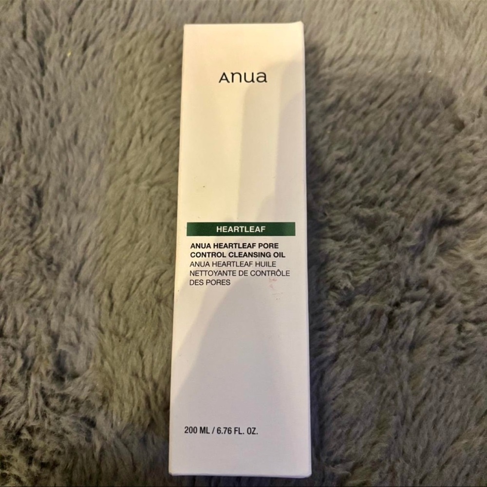 Anua Heartleaf Pore Control Cleansing Oil